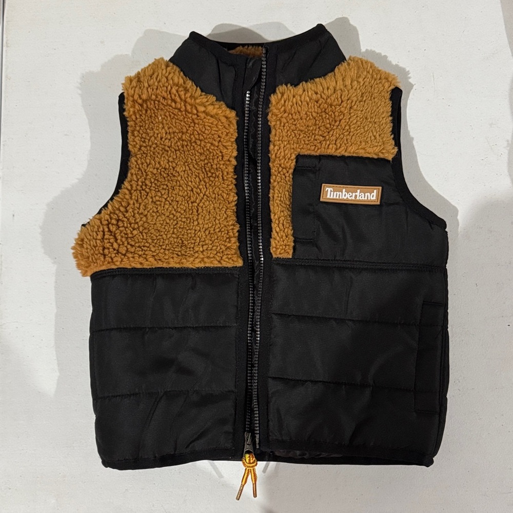 Timberland Kids Black and Brown Sherpa-Trim Puffer Vest